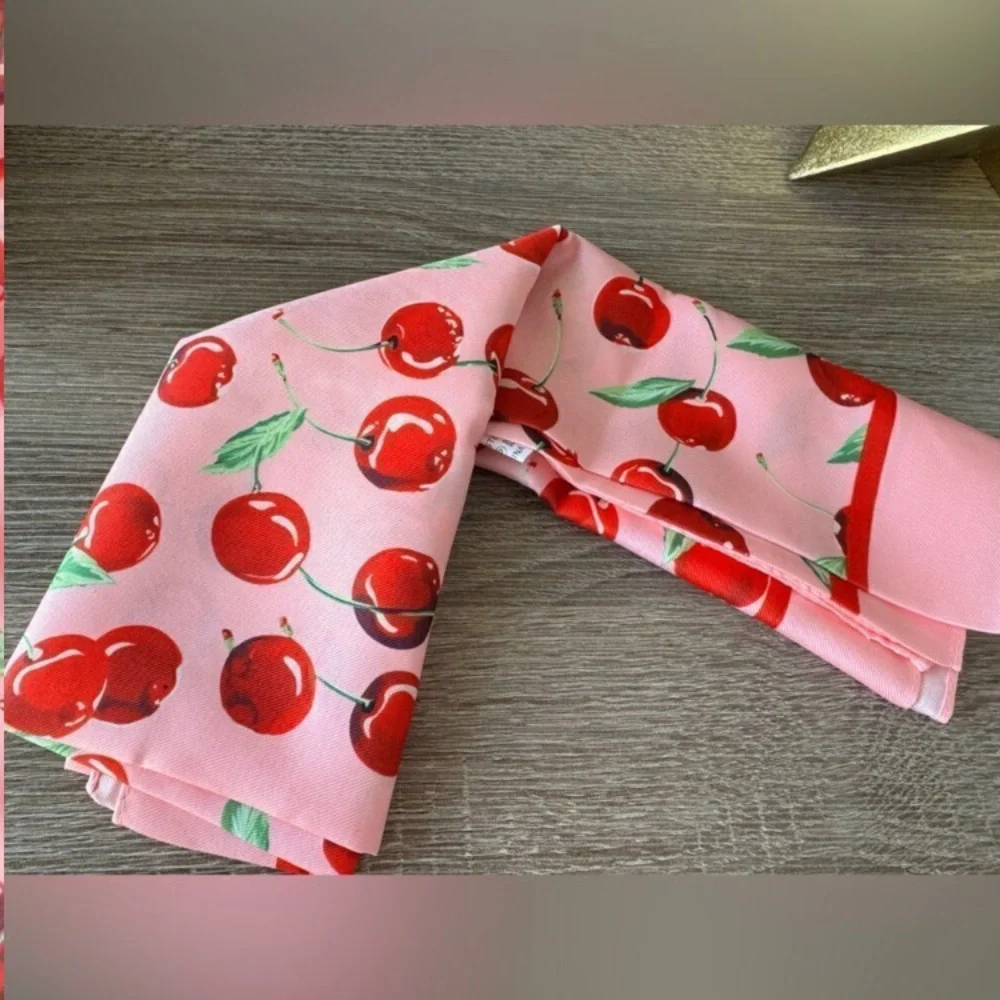 Cherry  scarf luxurious new